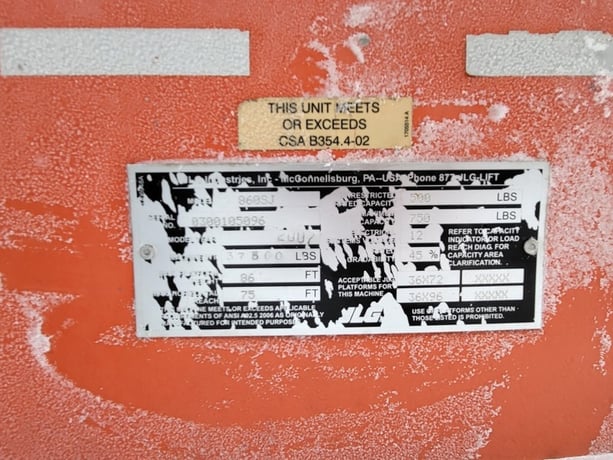 750 lb. JLG #860SJ, Telescopic Boom Lift, 86' platform height, 75' horizontal reach, pneumatic tires, diesel - Image 3