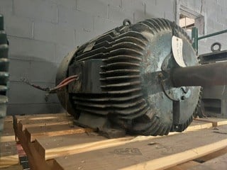 100 HP 1200 RPM Other, Frame 444T, BB, 575 Volts, Not Rebuilt - Image 2