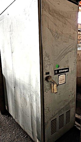 1600 Amp, General Electric, #AKR-10D-50, Air Circuit Breaker, in Duplex Enclosure (2 available) - Image 1