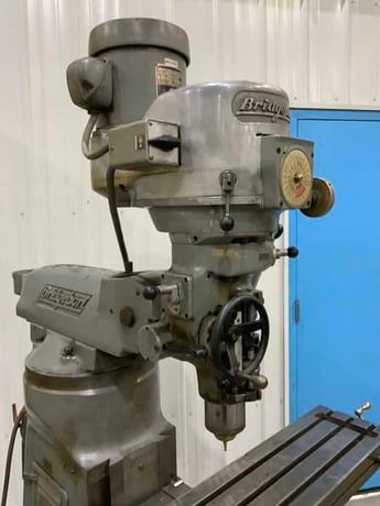 Bridgeport #Series-I, ram type vertical mill, 9" x42" table, 1.5 HP, 1 shot lube, R8 taper - Image 5