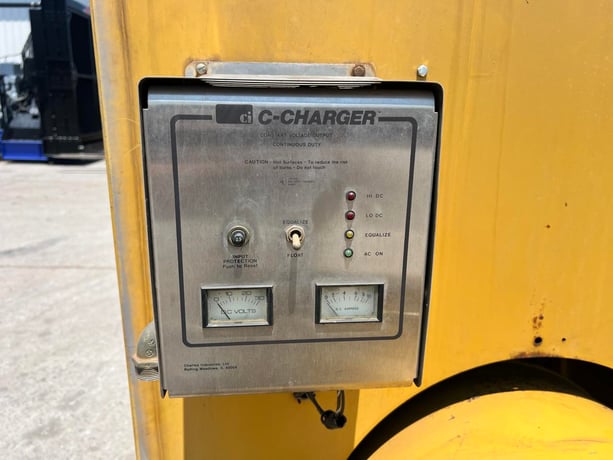 300 KW, 1800 RPM, Caterpillar #SR4, Generator End, 480 Volts, 12 wire, controller, breaker & frame, 3PH, 1550 - Image 9