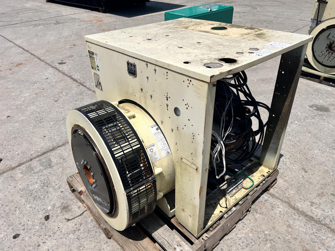 250 KW, 1800 RPM, Kohler #250REOZJD, Generator End, 277/480 Volts, 12 wire, circuit breaker, 3PH, 300 hours - Image 3