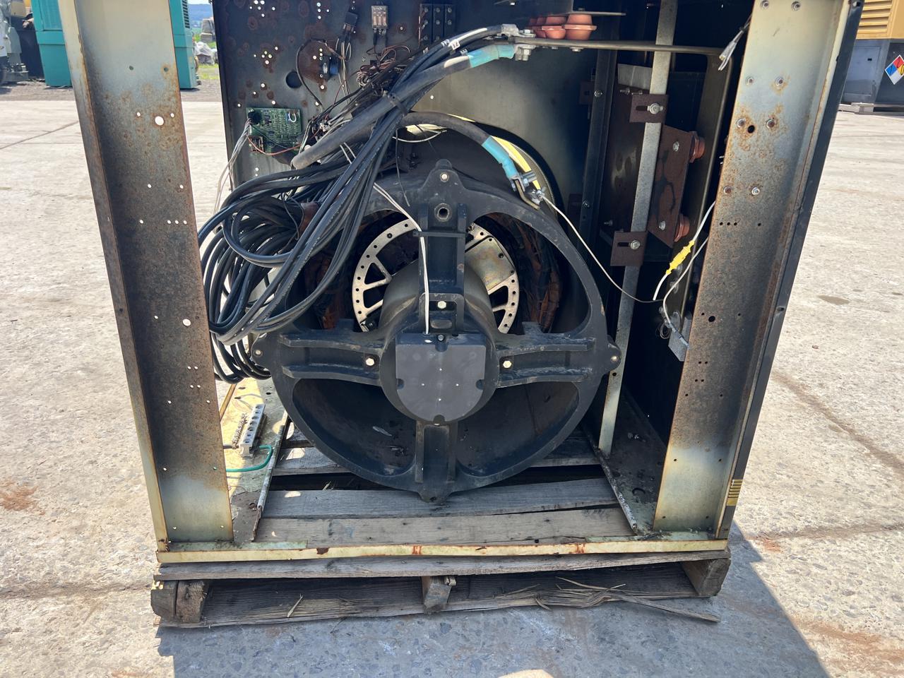 250 KW, 1800 RPM, Kohler #250REOZJD, Generator End, 277/480 Volts, 12 wire, circuit breaker, 3PH, 300 hours - Image 7