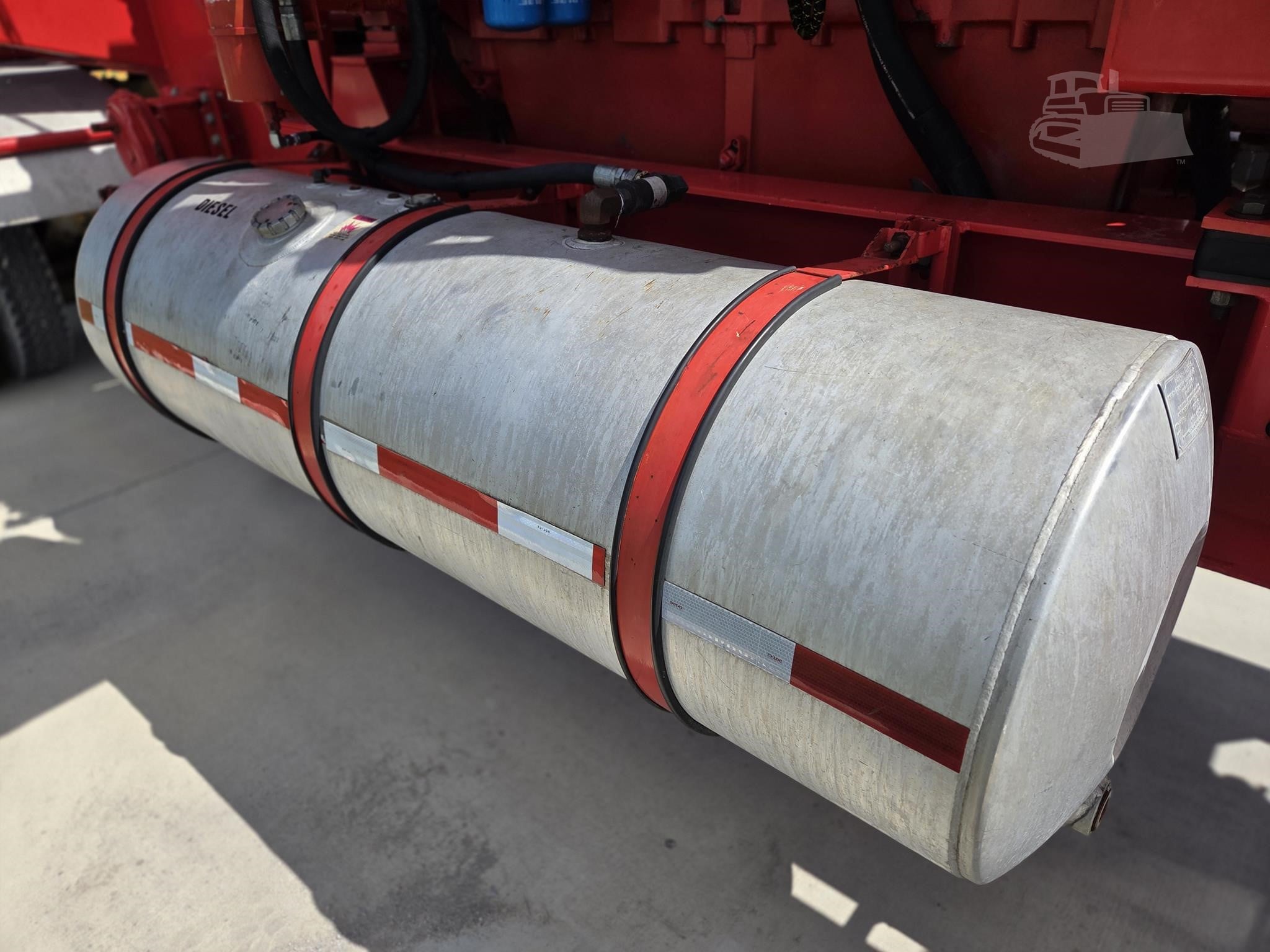 2250 HP Stewart & Stevenson #FT2251T, triplex frac pump trailer, refurbished, export only, 2011 - Image 6