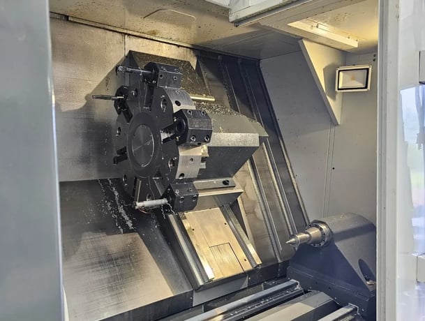 Haas #ST-40, CNC Lathe, 34.5" swing, 44" between centers, 25.5" turning diameter, 15" chuck, 2400 RPM - Image 5