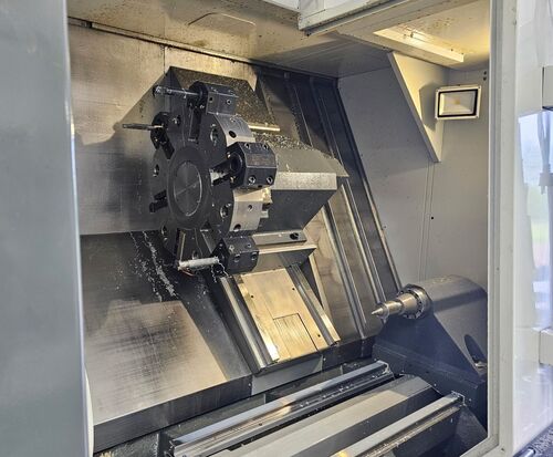 Haas #ST-40, CNC lathe, 34.5" swing, 15" chuck, 4" bar, 25.5" diameter, 44" length, 40 HP, 2400 RPM, 12 tool - Image 5