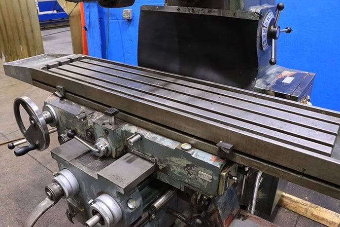 Supermax #YC-2H, Horizontal Mill, 51" x 11" table, 1300 RPM, 5 HP, 1982 - Image 7