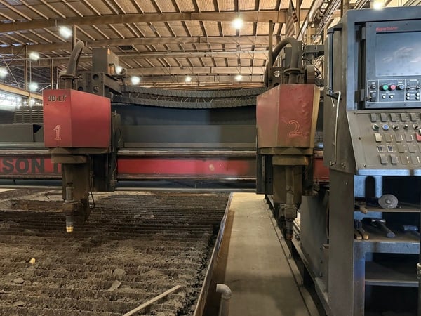 Koike Aronson #VGM-5000, CNC Plasma Gantry Plate Cutting Machine, two 25' x 17' tables, 2" thick max, 2012 - Image 5
