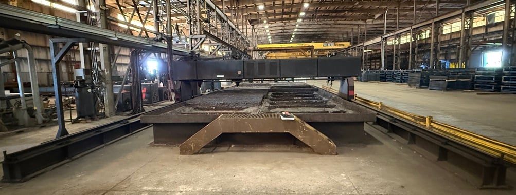 Koike Aronson #VGM-5000, CNC Plasma Gantry Plate Cutting Machine, two 25' x 17' tables, 2" thick max, 2012 - Image 7