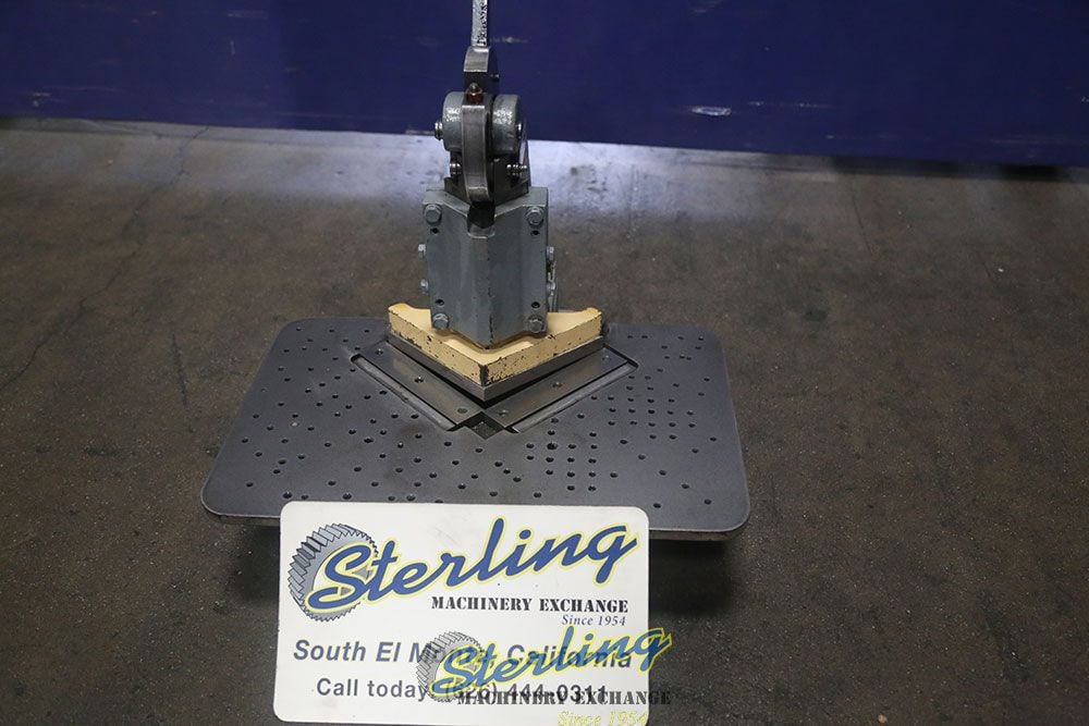 1 6" Ga. x 6" x 6" Di-Acro #No.1, notching machine, 300 lb., 1.5' x 2' x 2' overall - Image 7