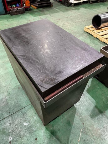 2 4" x 36" x 4" black granite Surface Combustion plate, 4 wheel cabinet, Like New - Image 2