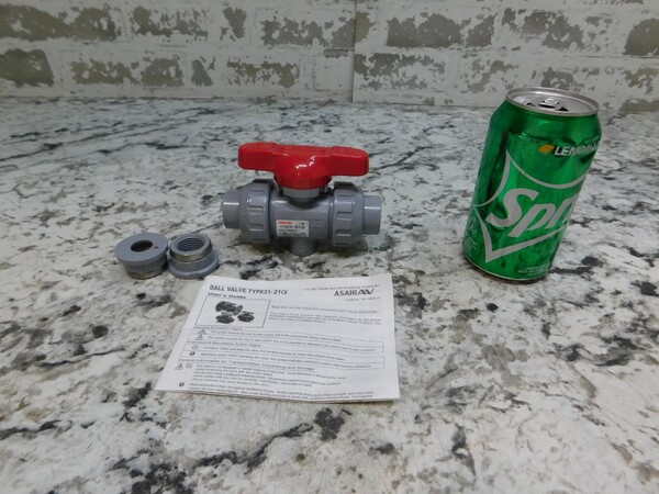 NEW Asahi 1/2" Ball Valve, C-PVC, V2ALVCVS8015, FKM, DN15 PN16 NEW - Image 1