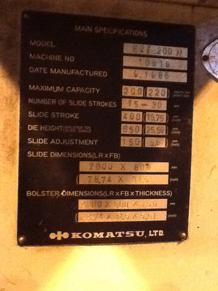 220 Ton, Komatsu #E2T-200N, straight side double crank, 15.7" stroke, 25.5" Shut Height, 15-30 SPM,air clutch - Image 4