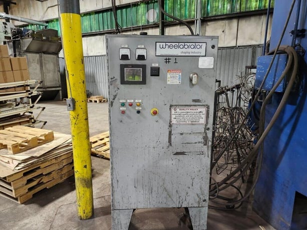 Wheelabrator, Spinner Hanger Blast Machine, 34 HP blast wheel, dust collector, reclaim elevator - Image 10
