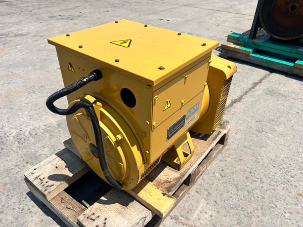 60 KW, Olympian, AC Synchronous Generator End, 120/240 Volts, 1PH, 750 hours, 2005 - Image 9