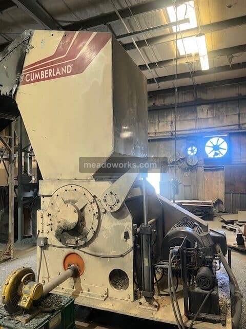 Cumberland #X1400, Granulator, 10 fly knives, 5 rows, 150 HP, 3/8" & 1/4" screens, infeed conveyor, blower & - Image 2