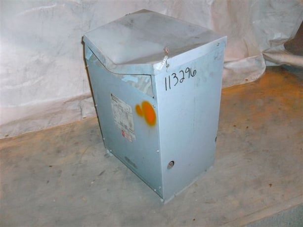 30 KVA 480 Primary, 120/208Y Secondary, Cutler-Hammer, Dry Type Transformer, 3 Phase - Image 1