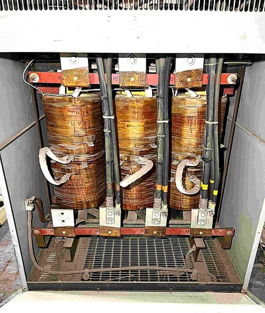 440 KVA 460 Primary, 460/265 Secondary, Hammond, Outdoor Isolation Transformer, 3 Phase - Image 2