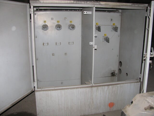 500 KVA 2400 Primary, 120/208Y Secondary, General Electric, Pad Mount Transformer, 3 Phase - Image 2