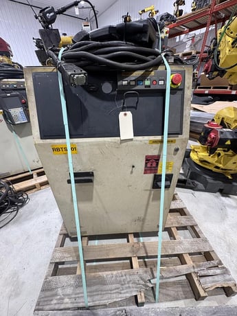 Fanuc, ArcMate 100iB, 6-Axis Articulated Robot, 6 Kg Payload, 1373 mm Reach, RJ3iB Controller, 2010 - Image 2
