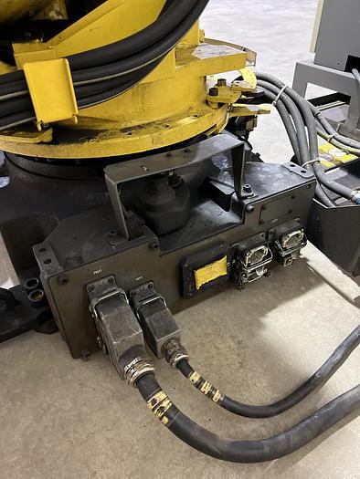 Fanuc, R-2000iA/165F, 6-Axis Articulated Robot, 165 Kg Payload, 2650 mm Reach, 2003 - Image 4
