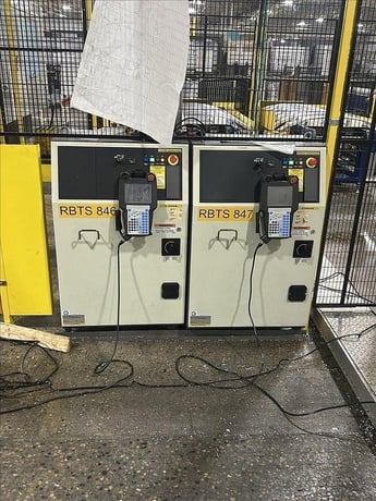 Fanuc, R-2000iB/220U, 6-Axis Articulated Robot, 220 Kg Payload, 2470 mm Reach, R-30iB Controller, 2022 - Image 4