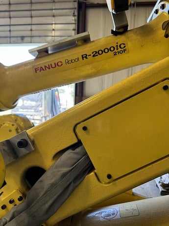Fanuc, R-2000iC/210F, 6-Axis Articulated Robot, 210 Kg Payload, 2655 mm Reach, R-30iB Controller, 2016 - Image 2
