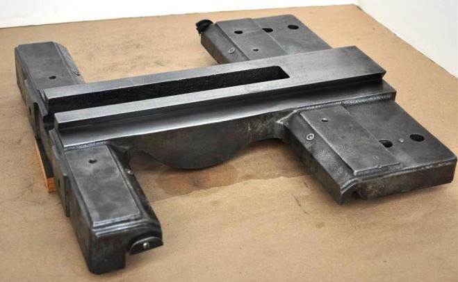 Clausing #719-005, Saddle for 6900 Series Lathes - Image 3