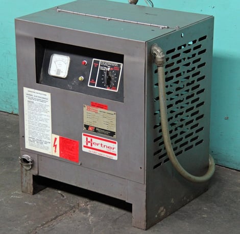 Hertner #SE6-450, 12 volt lead/acid battery, 6-Cell, 110/120 Volts, 1 phase - Image 3