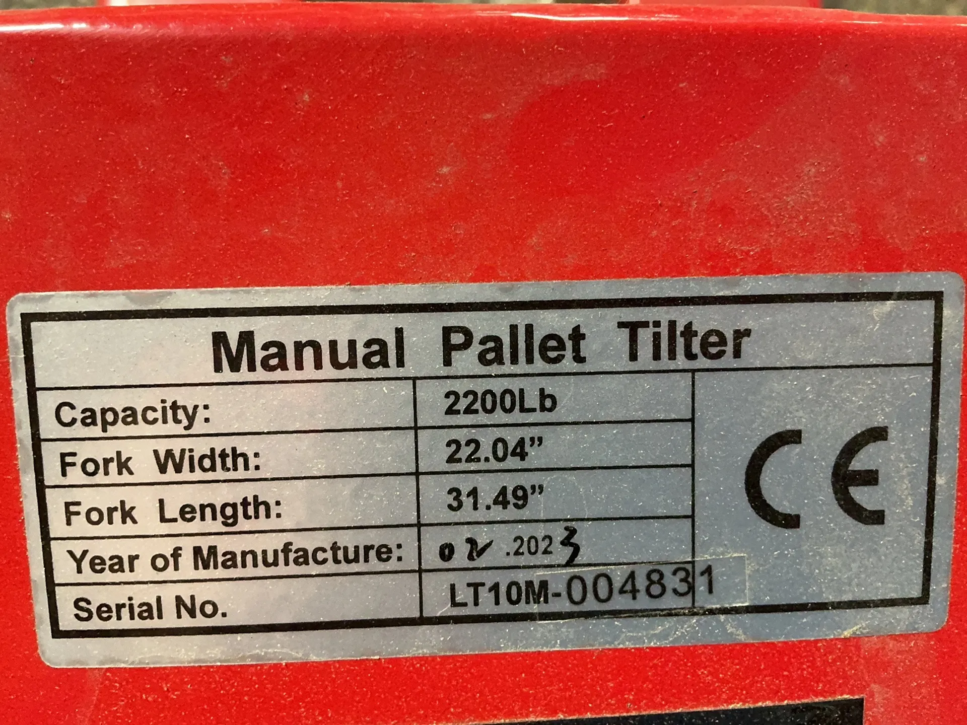 2200 LB Dayton #33W285, Manual Pallet Tilter, 2023 (2 available) - Image 4