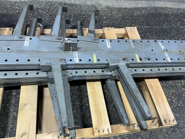 Cantilever Racking, 59" x 95" - Image 4