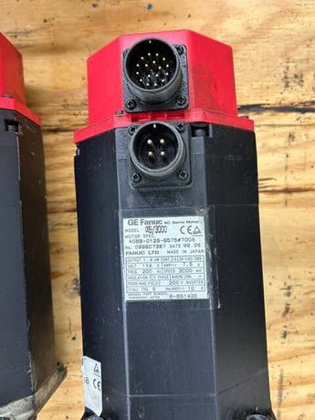 1.4 kW GE Fanuc #A06B-0128-B575 #7008, Alpha 6/3000 AC Servo Motor, 6 Nm Stall Torque, 114 Volts, 7.5 Amps - Image 3