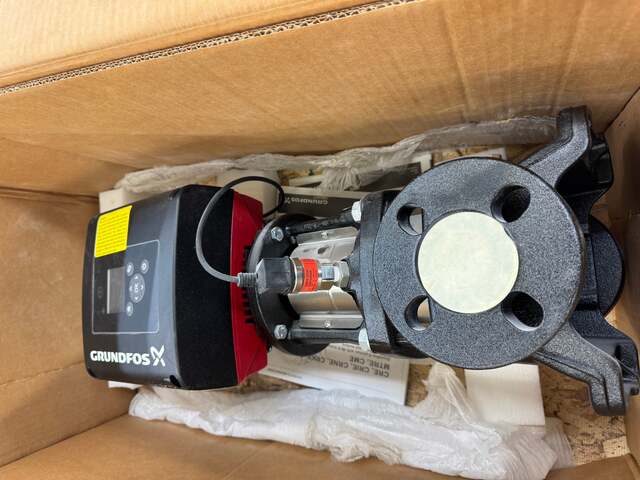 9.7 GPM @ 92' TDH, Grundfos #CR1-4-N-FGJ-A-E-HQQE, Vertical Multistage Centrifugal Pump, 0.5 HP, 3443 RPM - Image 2