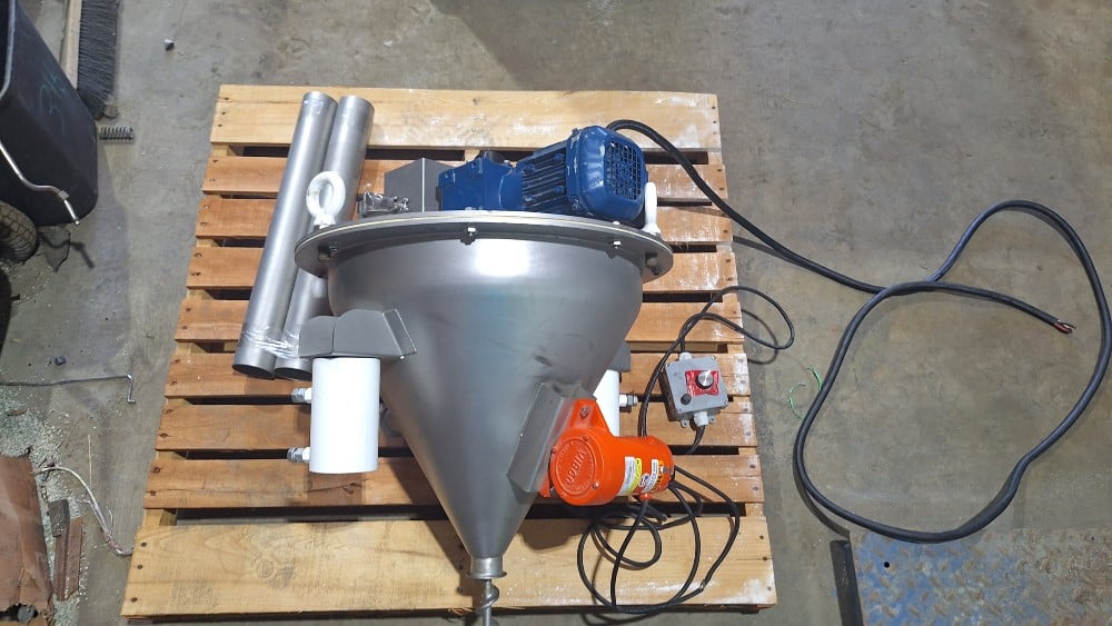 PVS 24" Stainless Mixer Blender Funnel Type SEW Eurodrive Vibco Vibrator SCR-100 - Image 1