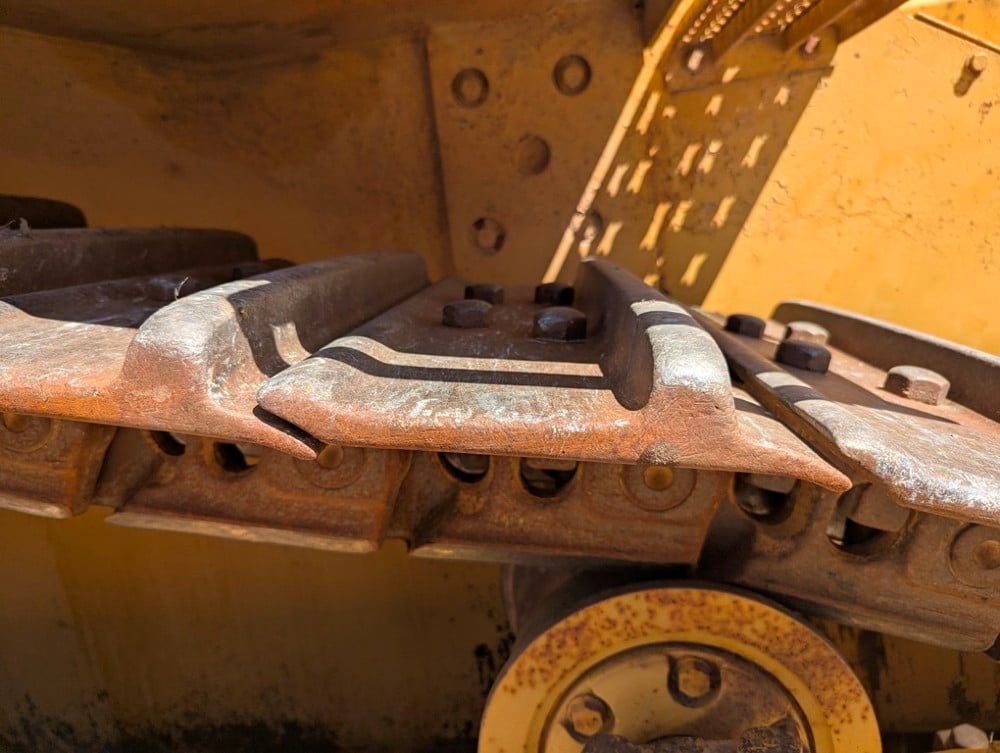 Caterpillar #D8L, Crawler Dozer, refurbished, 1983 - Image 6
