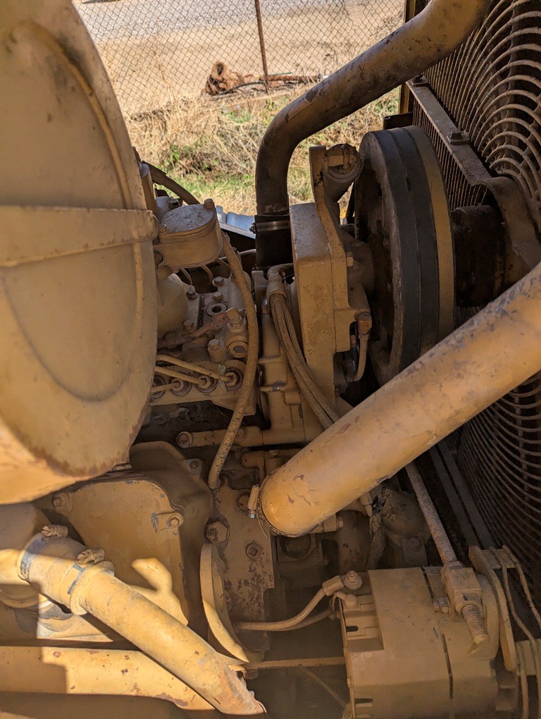 Caterpillar #D8L, Crawler Dozer, refurbished, 1983 - Image 9