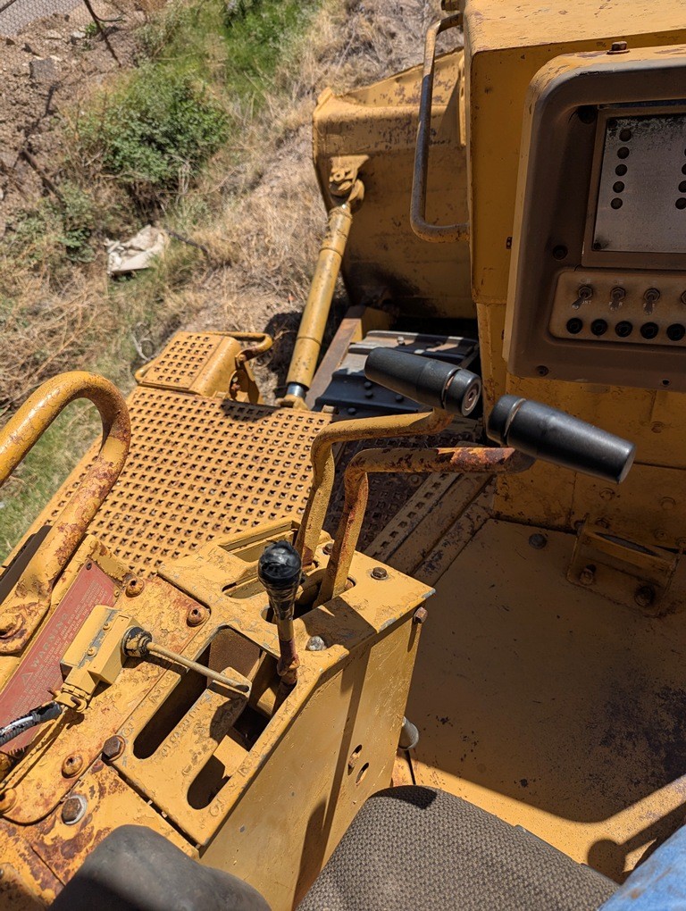 Caterpillar #D8L, Crawler Dozer, refurbished, 1983 - Image 10