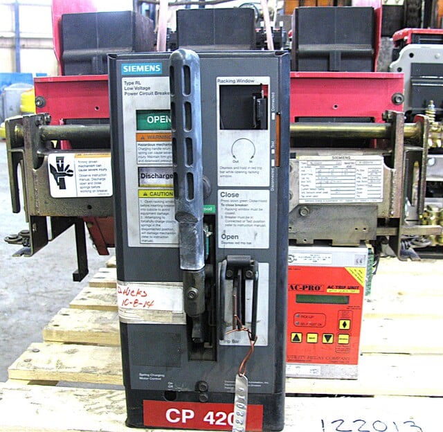 1600 Amps, Siemens #RL1600, air circuit breaker, AC Pro trip, Rebuilt - Image 1