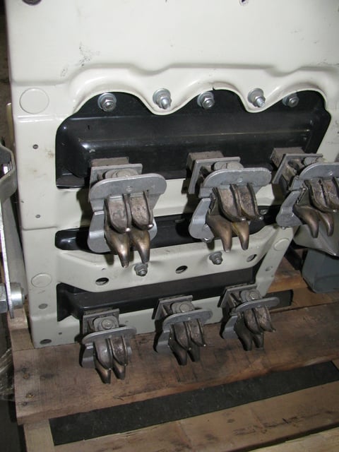 600 Amps, General Electric #AK-2A-25-1, air circuit breaker, AC Pro trip, Rebuilt - Image 2