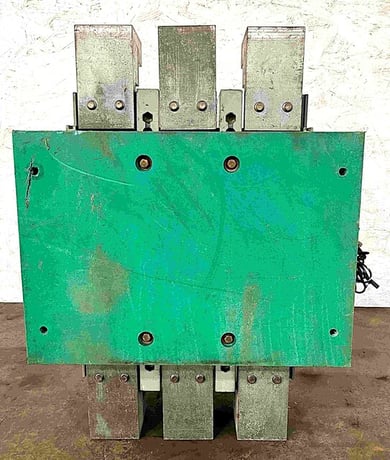 1600 Amps, General Electric #TP1616TT, molded insulated case circuit breaker (4 available) - Image 2