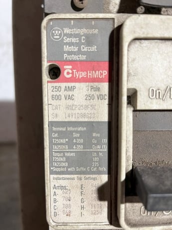 250 Amps, Westinghouse #HMCP250F5C, molded insulated case circuit breaker, 600 Volts - Image 2