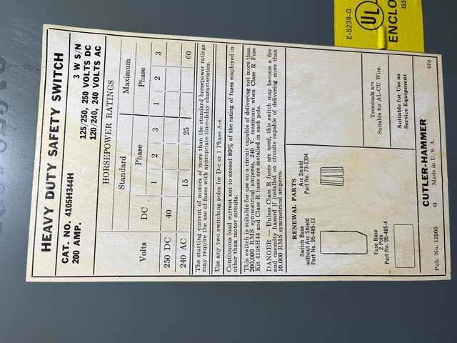 200 Amp. Cutler-Hammer #4105H344H, fused DC safety switch, 2-pole, 600 Volts - Image 4