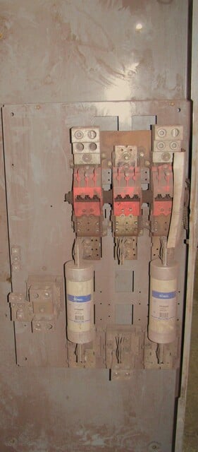 800 Amp. Cutler-Hammer #DH327FGK, fused AC safety switch, 3-pole, 250 Volts - Image 2