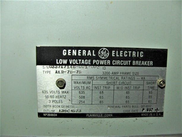 3200 Amps, General Electric #AKD-8, indoor switchgear unit, 635 Volts, electrically operated, (2) 3200 Amp - Image 5
