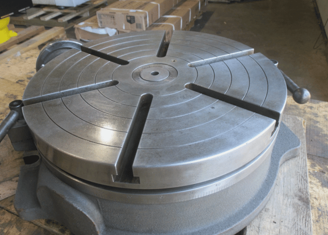 15" News (Yuasa) horizontal round rotary table with 5/8" T-slots - Image 2
