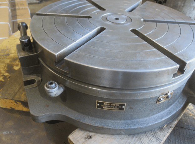 15" News (Yuasa) horizontal round rotary table with 5/8" T-slots - Image 3