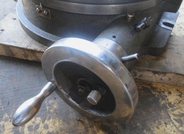 15" News (Yuasa) horizontal round rotary table with 5/8" T-slots - Image 5
