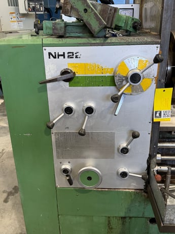19.6" x 39.3" HMT #NH22, manual lathe, 15 HP, 2040 RPM - Image 2