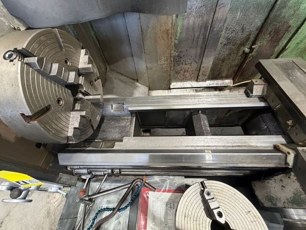 19.6" x 39.3" HMT #NH22, manual lathe, 15 HP, 2040 RPM - Image 5