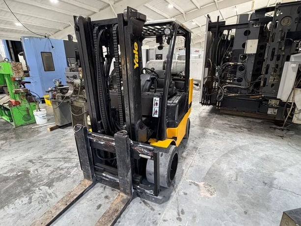 Haas #ES-5-4T, 4-Axis CNC horizontal machining center, 40" X, 18" Y, 22" Z, 12000 RPM, 40 automatic tool - Image 2